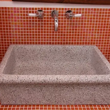 Cal Torello Panzió Urbino